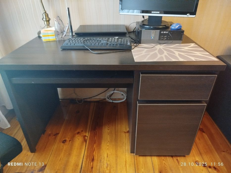 Komplet mebli pokojowych