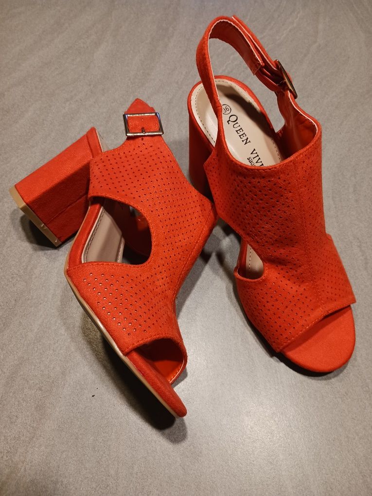 Sandałki Orange firmy Queen ViVi