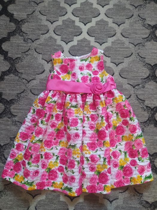 Sukienka galowa wizytowa w różowe kwiatki  American Princessa