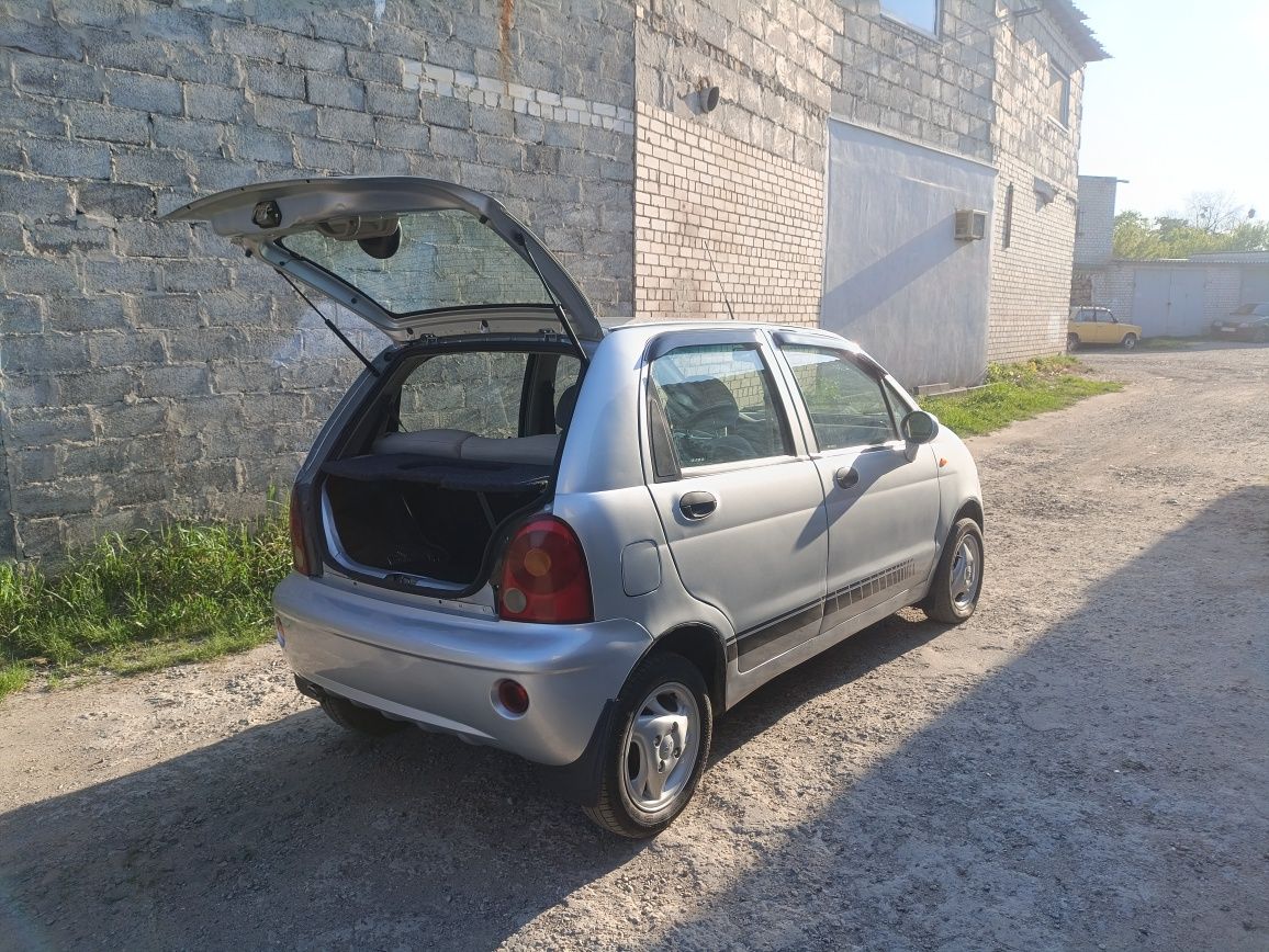 Продам Cherry QQ