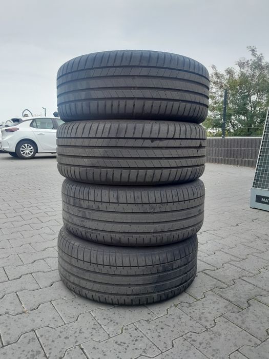 225 50r17 Opel Zafira C