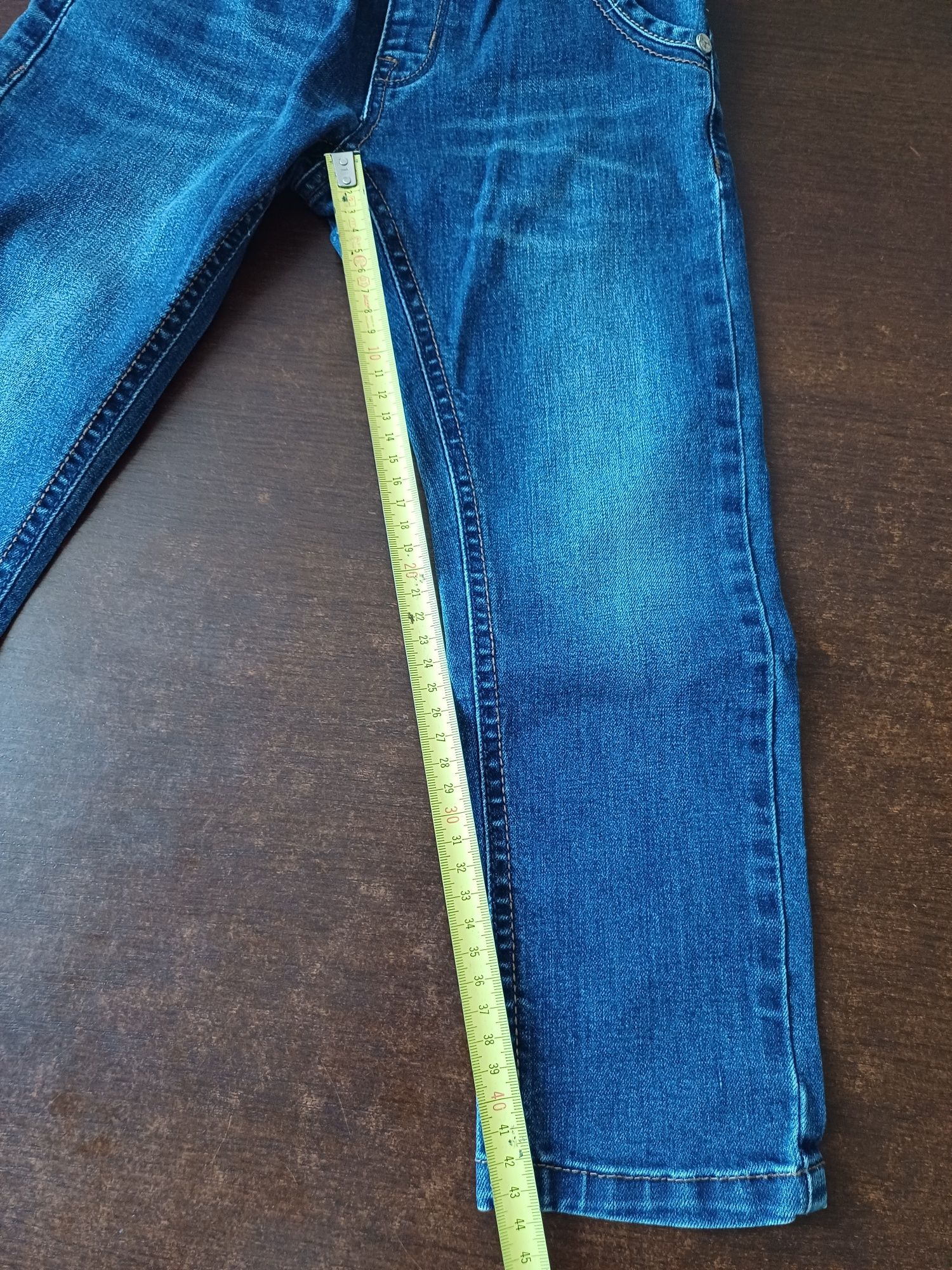 Spodnie jeansowe dla chłopca 98/104