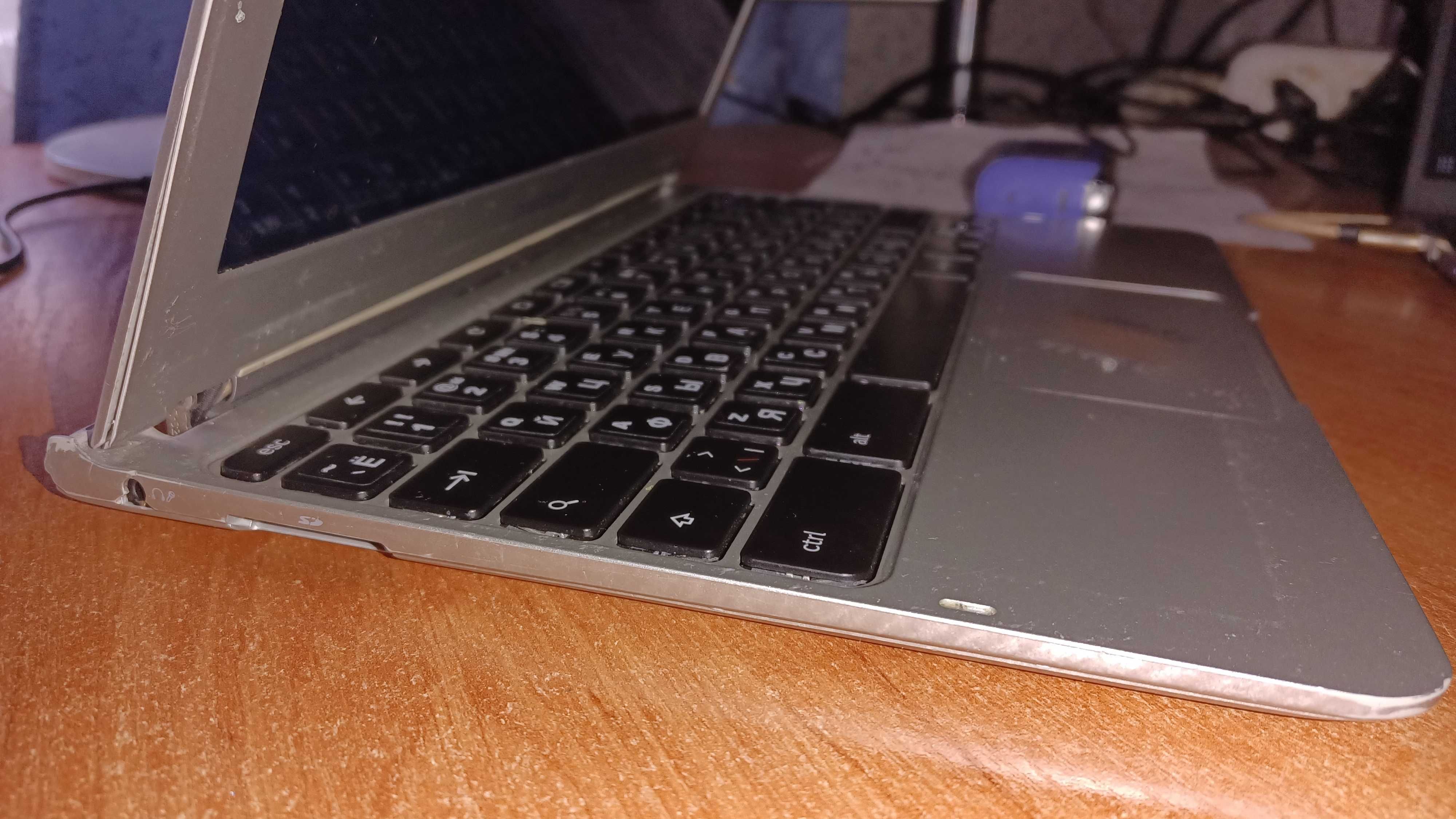 Samsung Chromebook 11.6" (XE303), акумулятор до 4.5 годин!