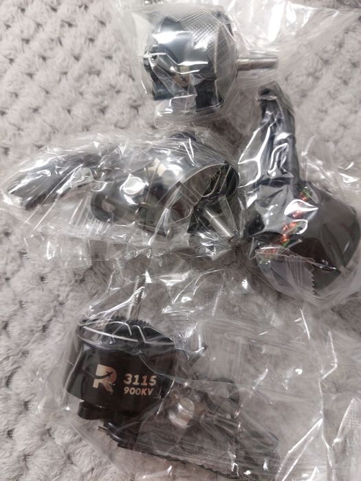 Комплект моторів Readytosky 3115 900kv для10 дюйм FPV дрона з рамою