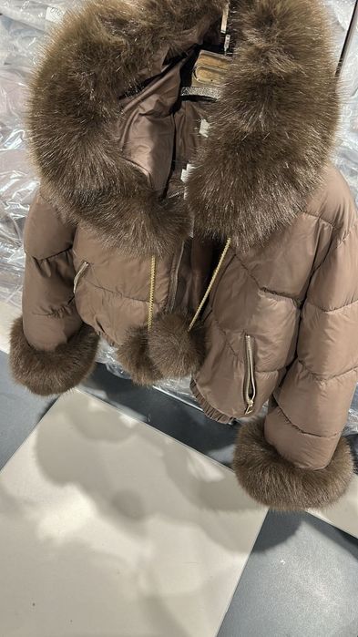 Najnowszy model softy bomberka mega futro obszycie pompony lis jenot