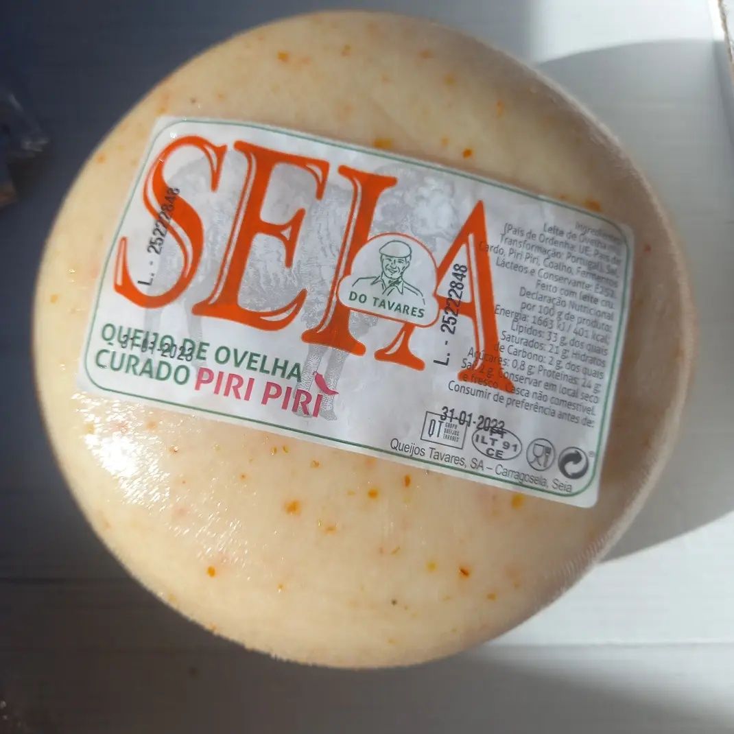 Queijo amanteigado da serra