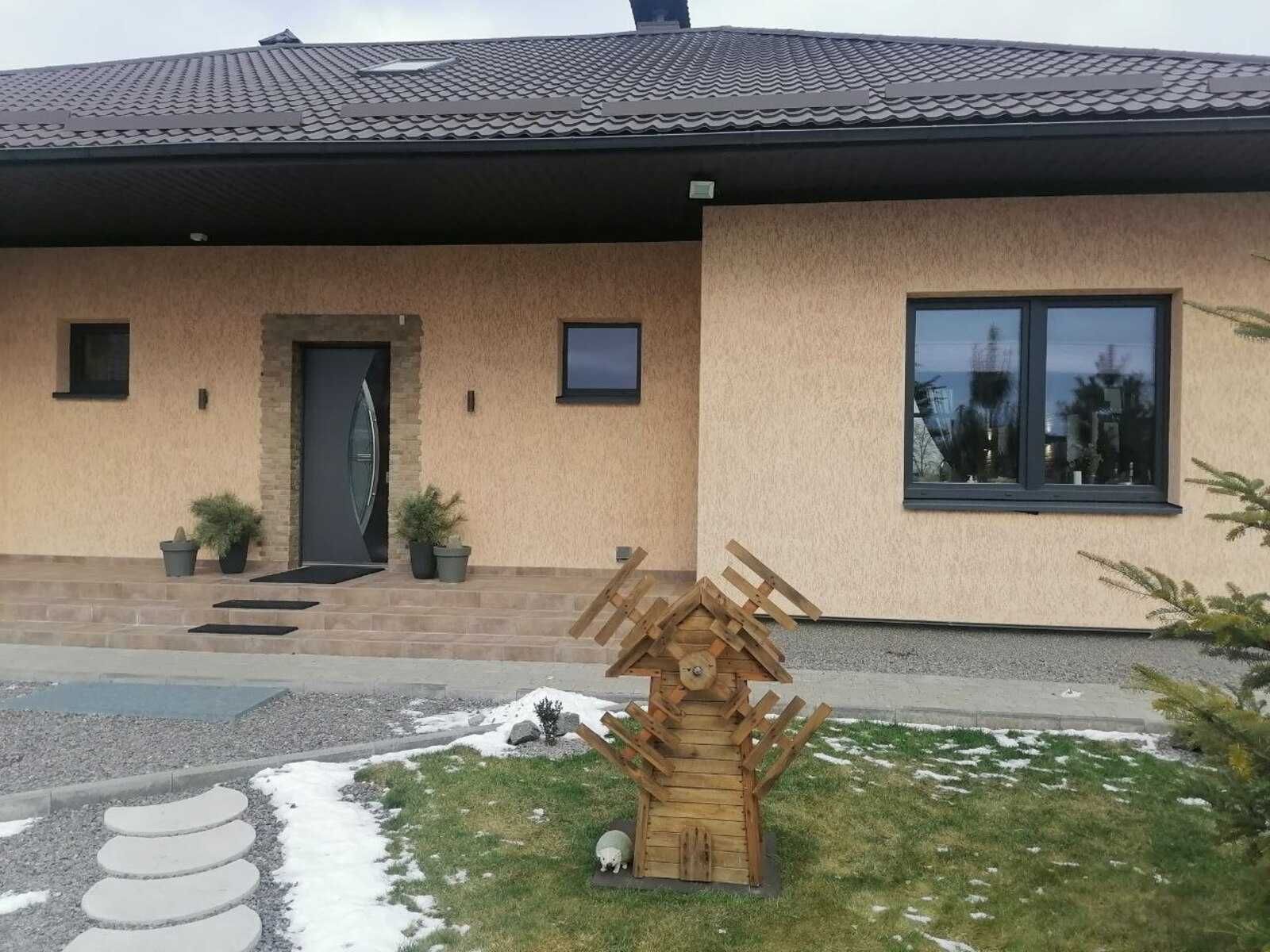 Продаж 2 - поверхового будинку в Щітках преміум класа