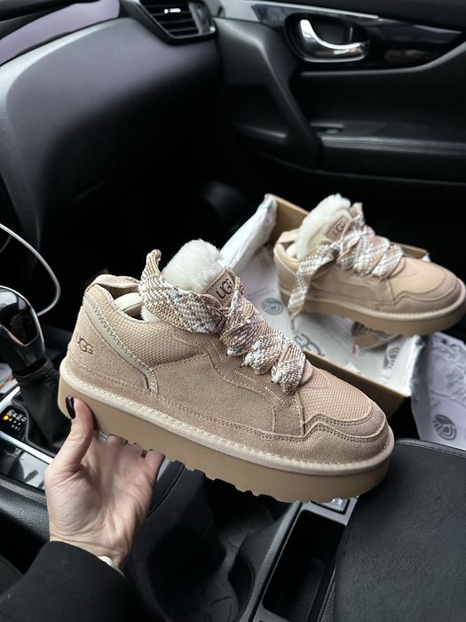 Жіночі UGG Lowmel