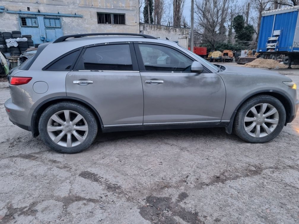 Infiniti Fx35 Fx45 запчасти,разборка,дверь,капот,фара,бампер,двигатель