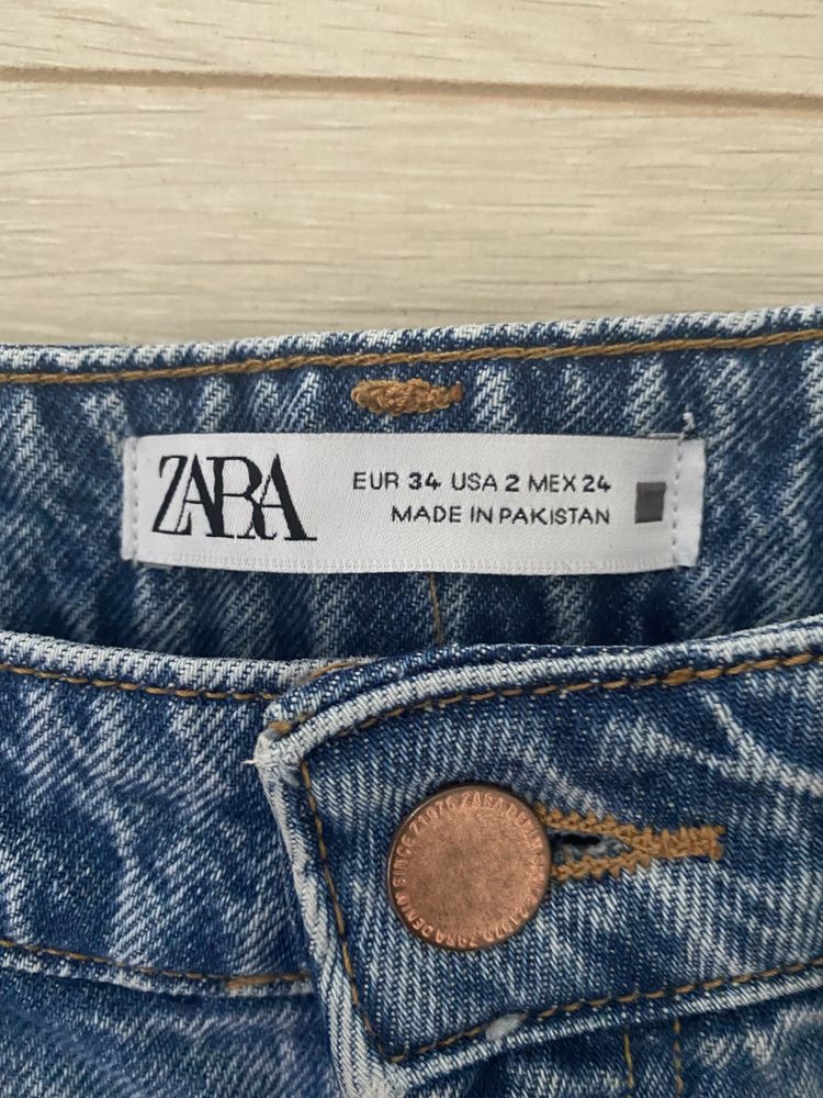 Джинси Zara  mom нові