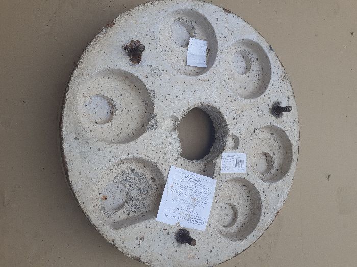 kamień stały śrutownika fi 50cm H 123