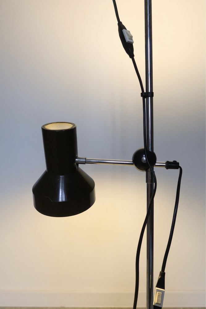 Brązowa szwedzka lampa podłogowa vintage 1960 stojąca