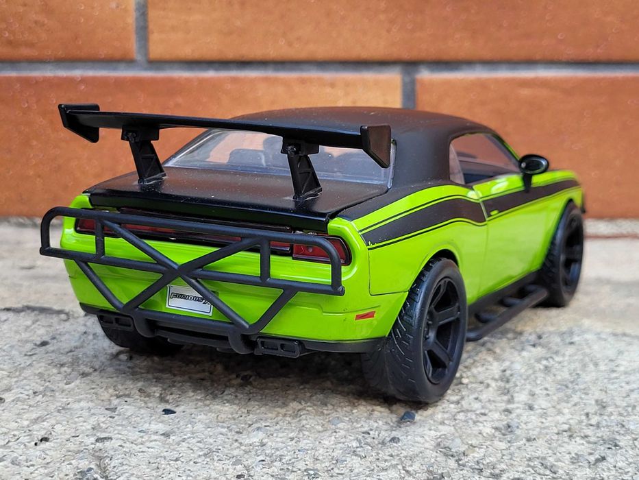 Kolekcja Dodge Challenger SRT Szybcy wściekli Jada 1:24 Fast & Furious