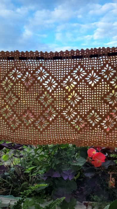 Zazdroska/ ozdoba okna 22x86 beżowa ręcznie dziergana