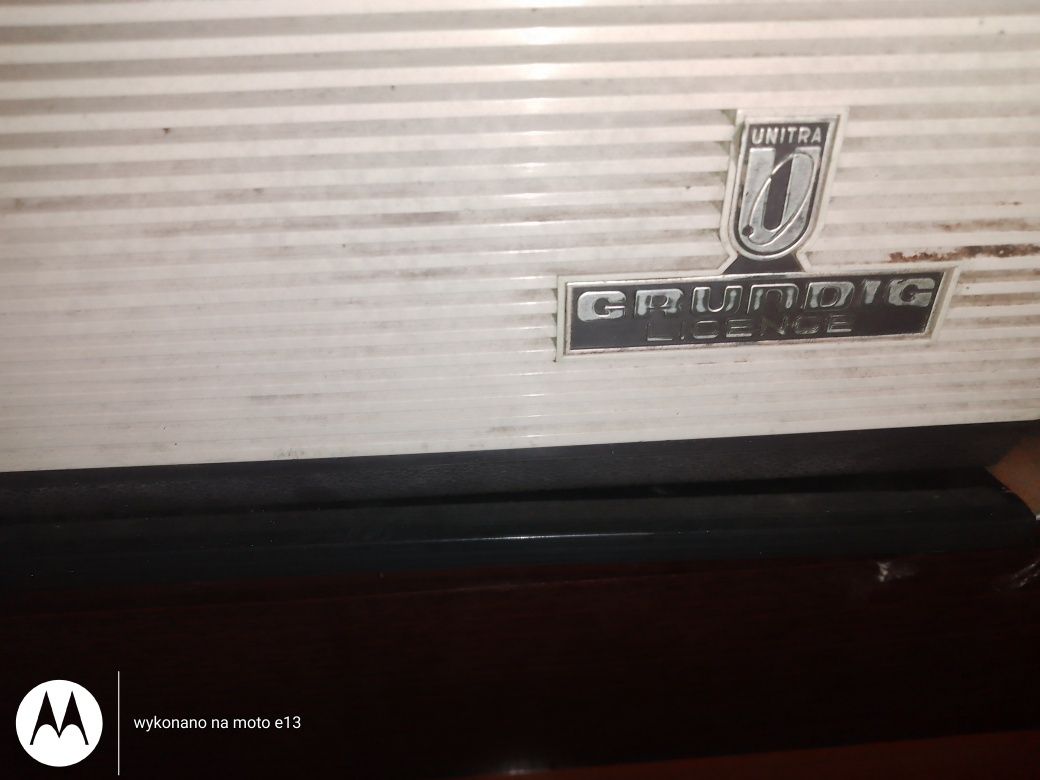 Stary Szpulowy magnetofon z PRL zk 120 t