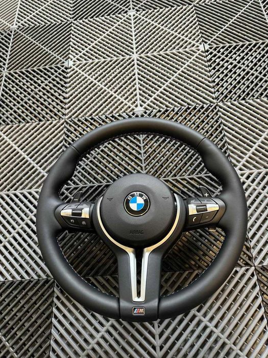 BMW M OEM Volante 1 - 4 séries (Novo)