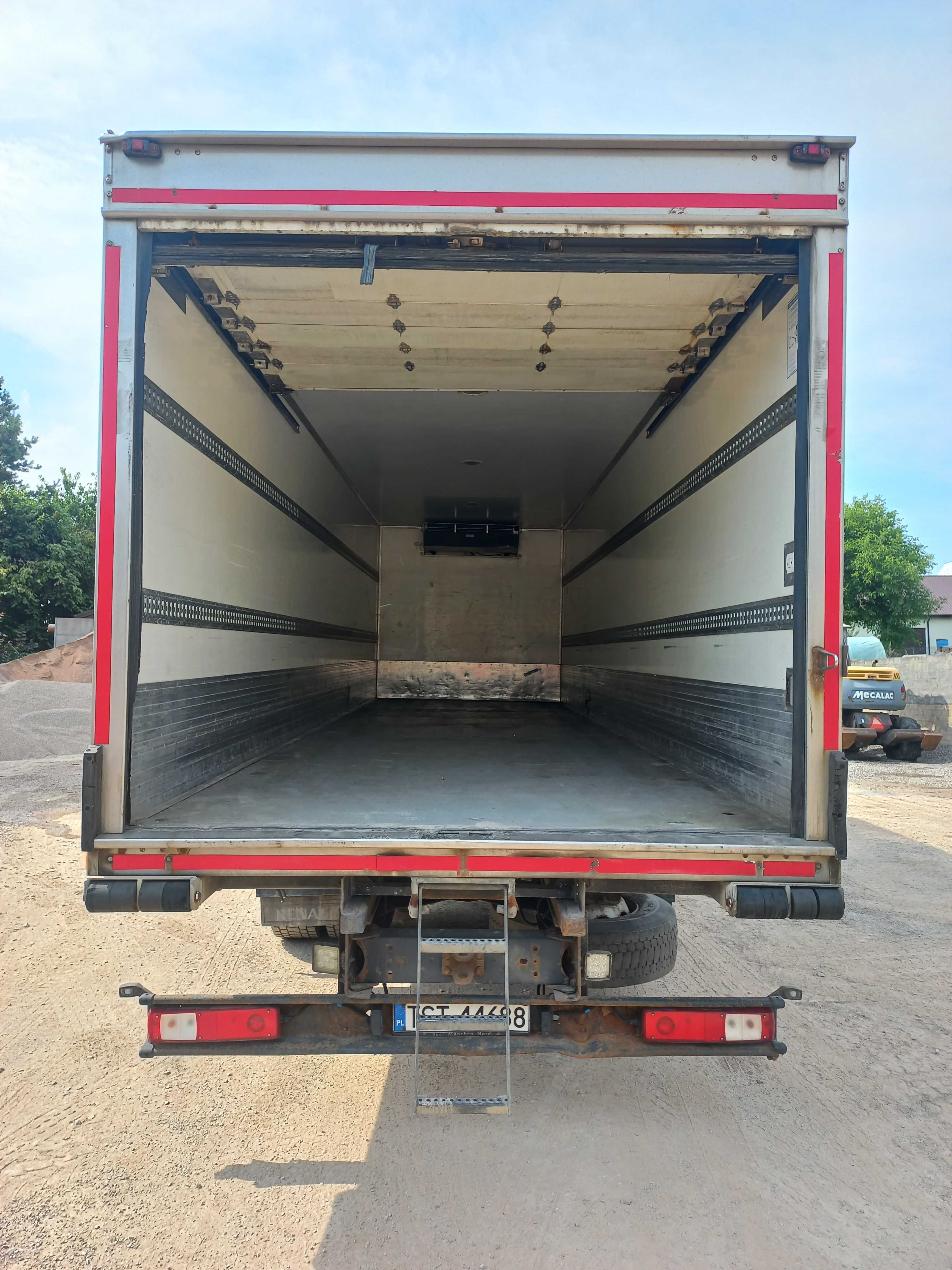 RENAULT Premium 320, 22 palety