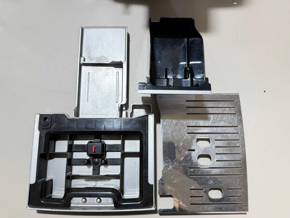 Ekspres Delonghi ECAM 370.95.S po całkowitym przeglądzie + gwarancja