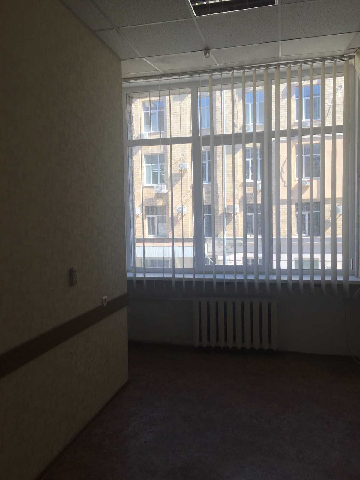 Срочно сдаются помещения 17м пр.Науки 56 под офис, инт.маг