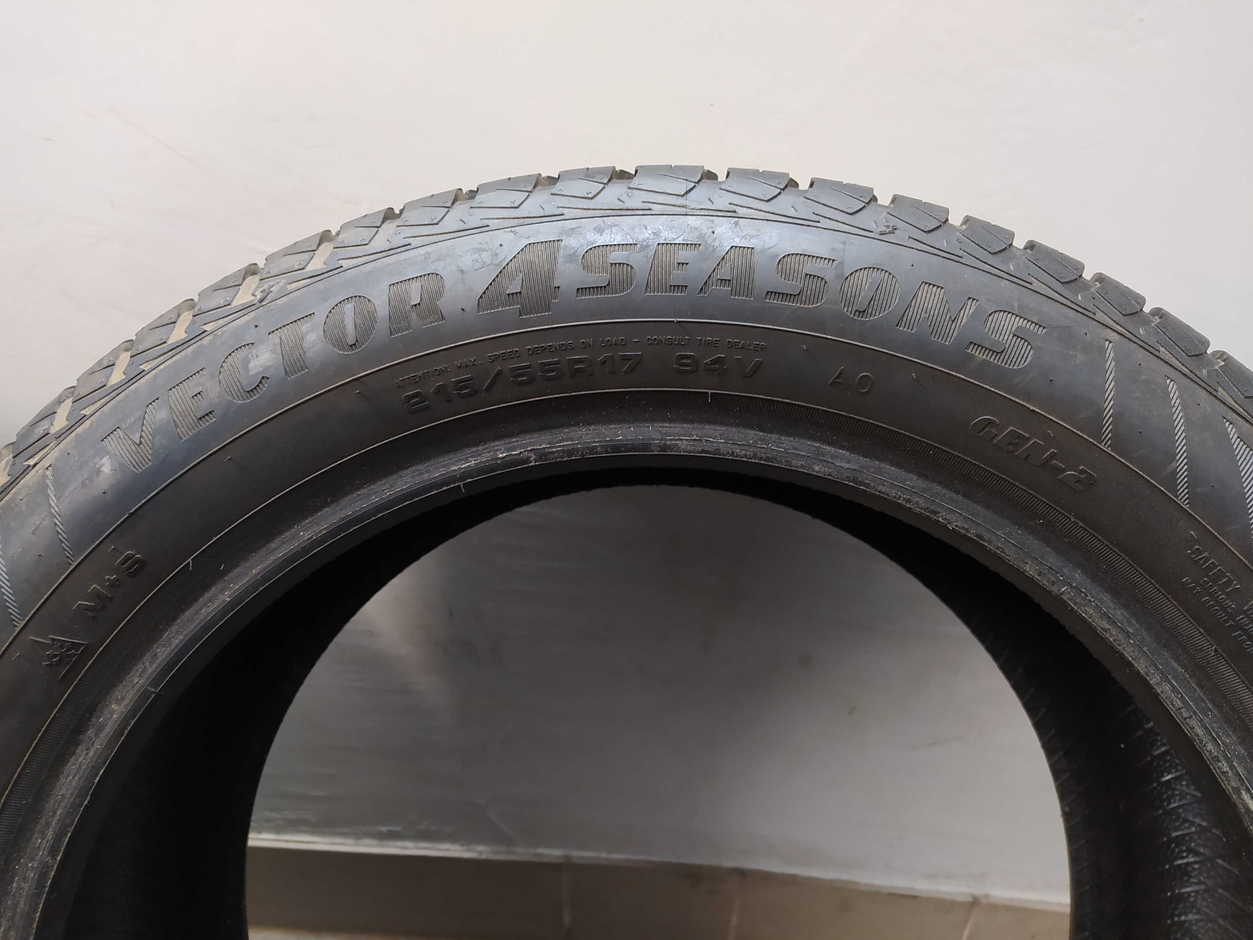 4x215/55R17 Goodyear Vector 4Seasons Gen-2, 2021 rok, 94V