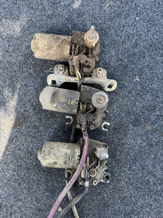 Продам Моторчик заднего Дворника Таврия ВАЗ 2109 2104