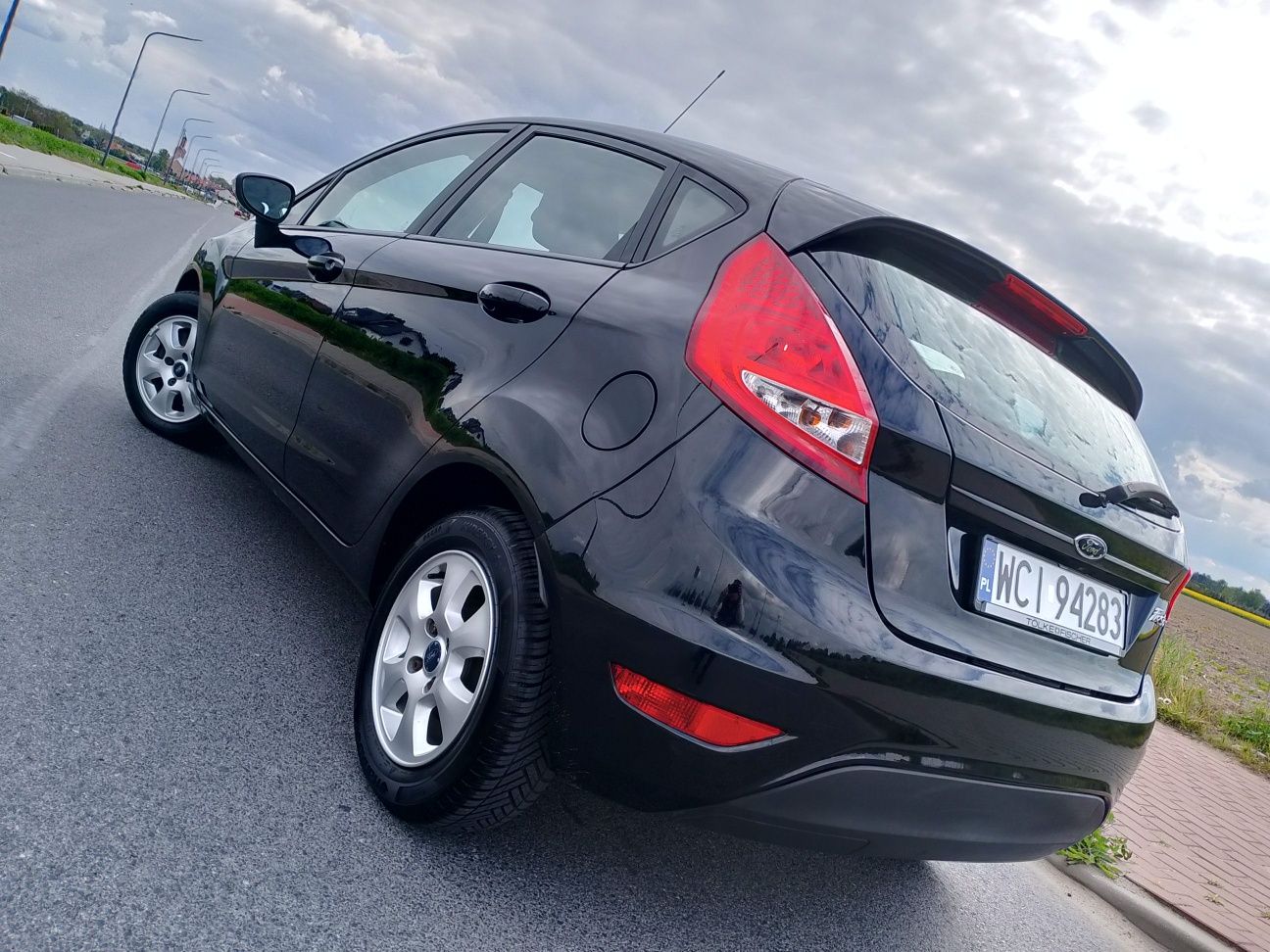 Ford Fiesta mk6 1.2 84Km klima Alufelgi