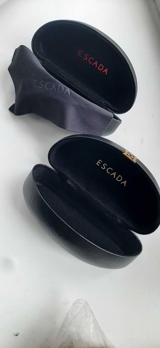 Футляр для солнцезащитных очков Еscada
