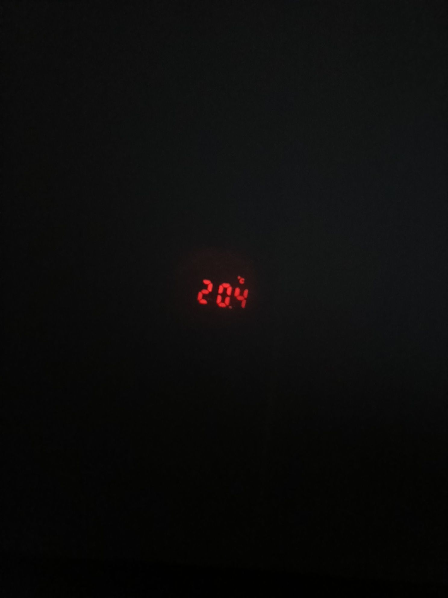 Budzik z projektorem na ścianę