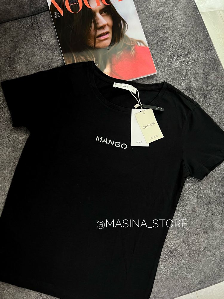 Футболка Mango чорна з лого написом XS