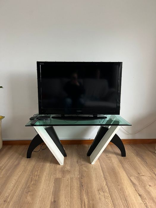 Mesa de centro de vidro