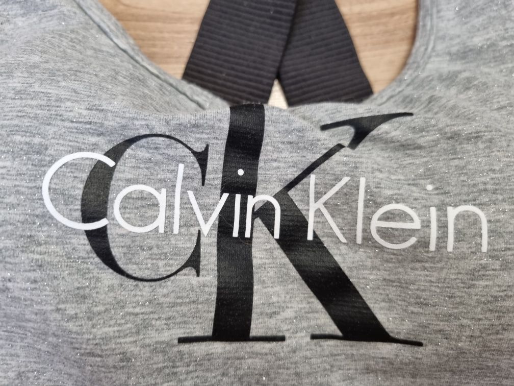 Biustonosz sportowy Calvin Klein M 38