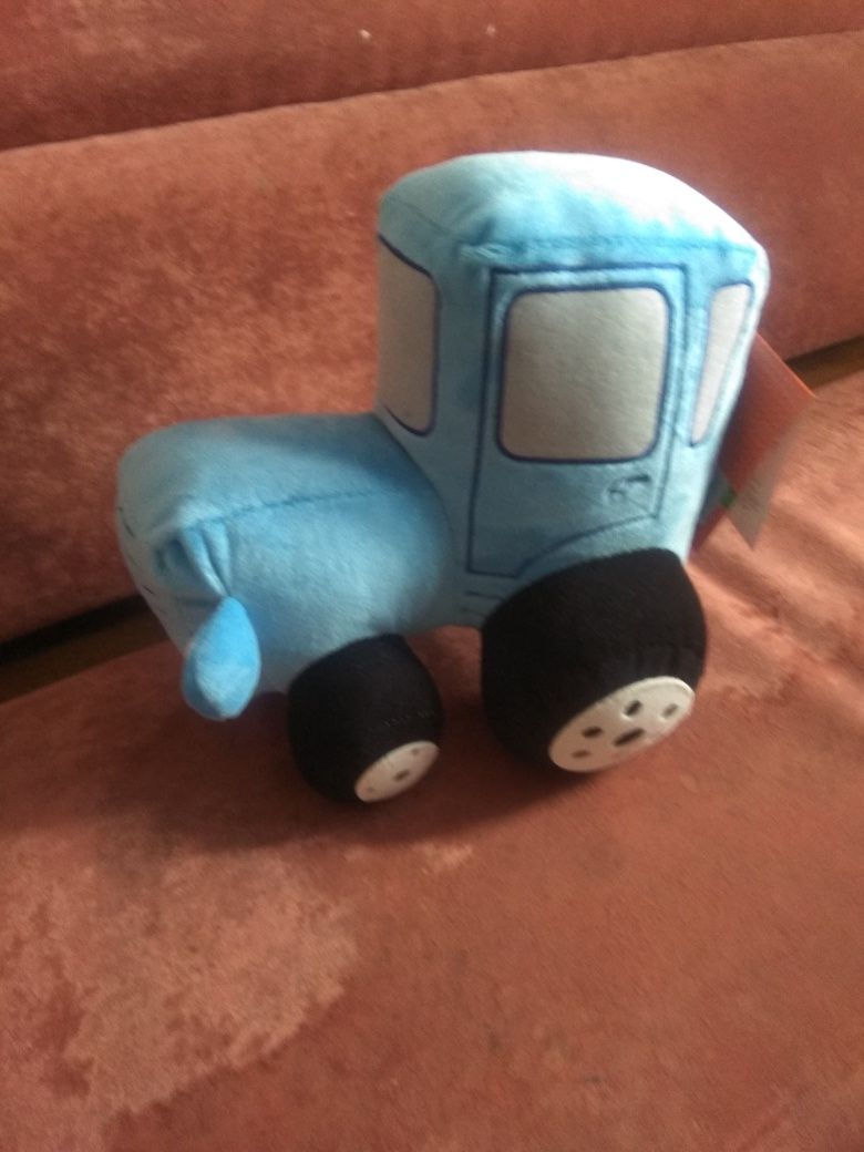 Мягкая игрушка синий трактор, машина