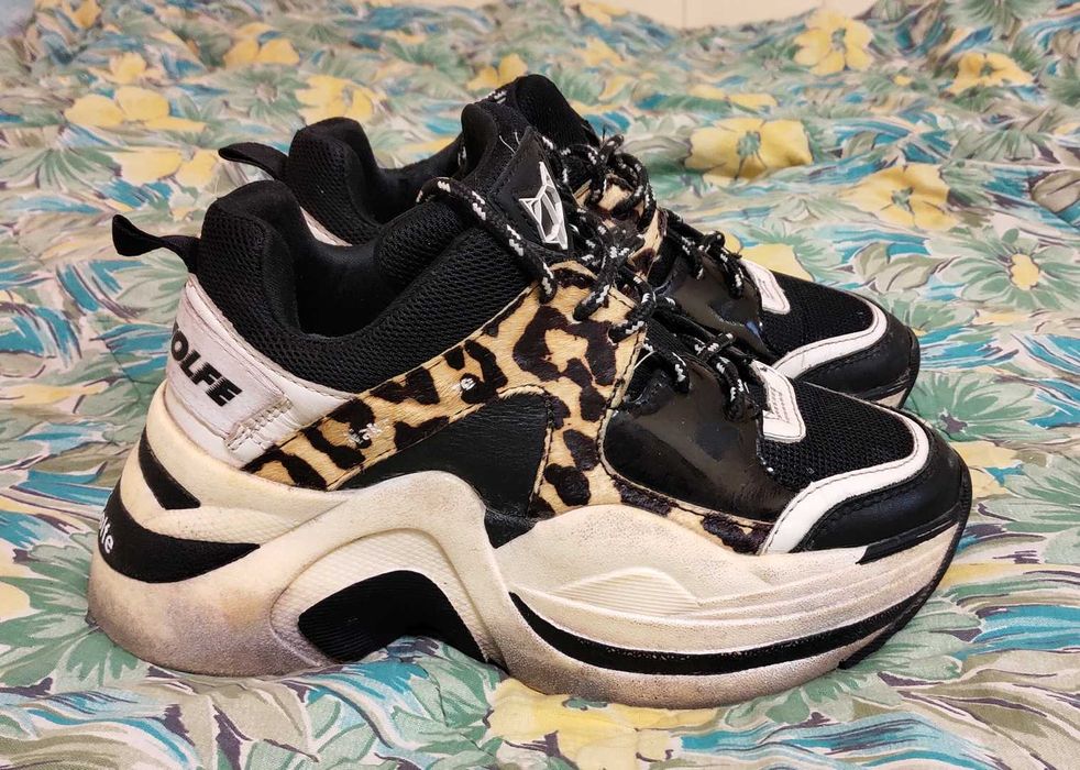 Зимние кроссовки Naked Wolfe 36 размер