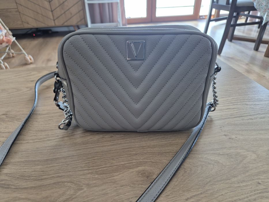 Torebka listonoszka Victoria Secret