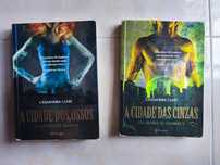 A cidade dos ossos ( Coleção livros 1 e 2 )