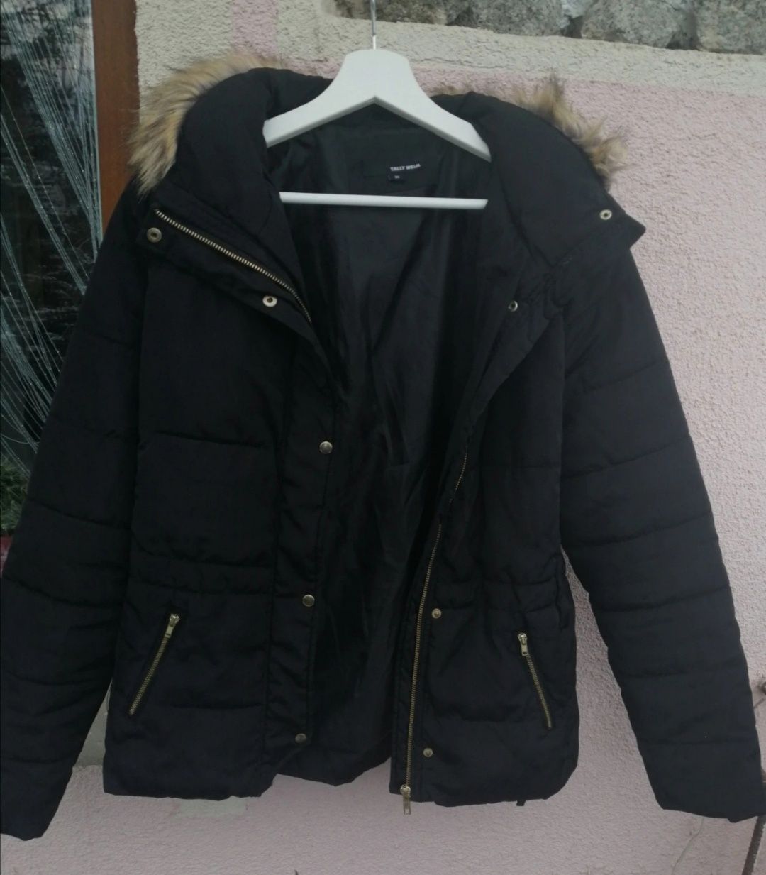 Czarna kurtka wiosenna rozmiar S 36