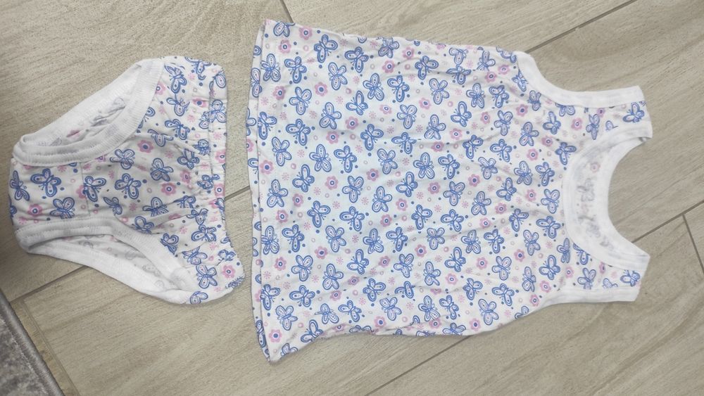 Набір на дівчинку 98 см, нове