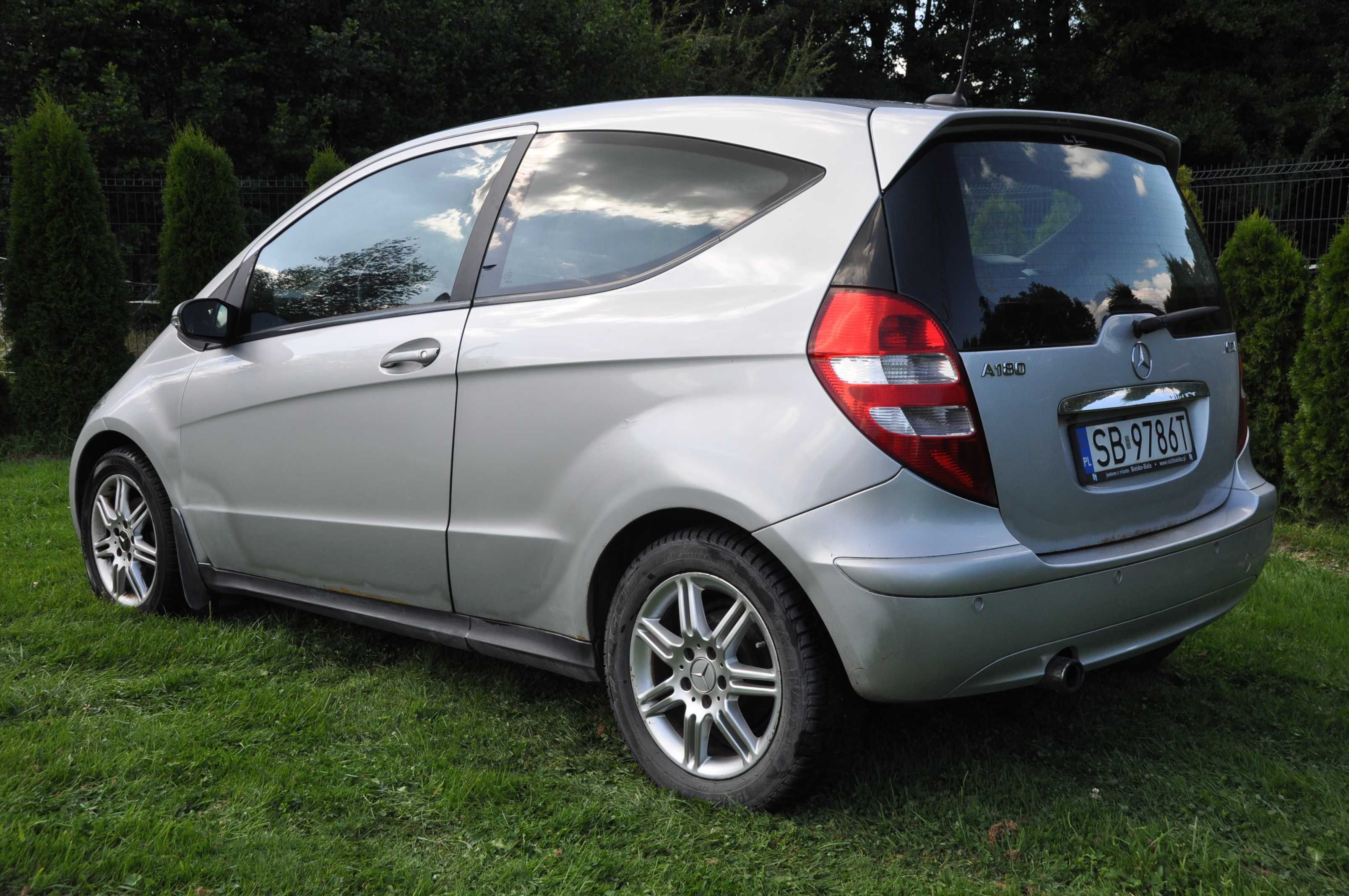Mercedes A180 CDI - BARDZO NISKI PRZEBIEG - super wyposażony - OKAZJA