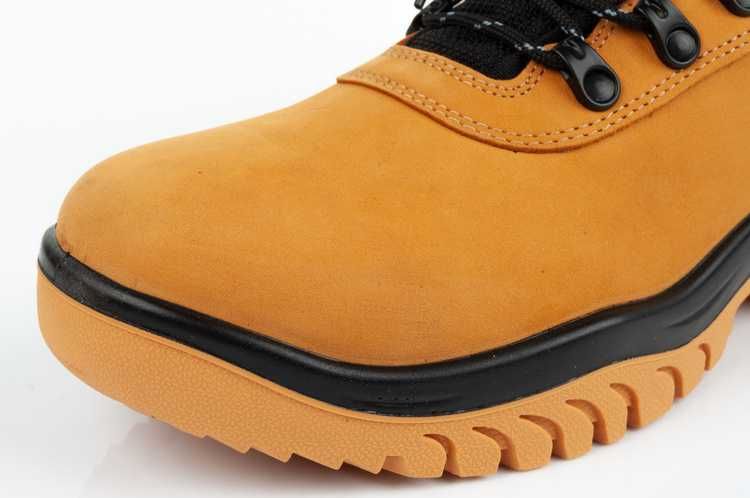 Buty trekkingowe 4F zimowe r. 42-46