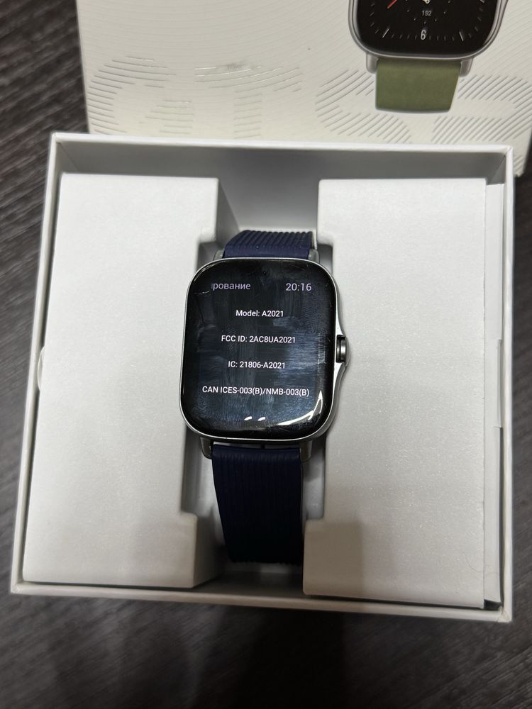 Фитнет часы Amazfin GTS 2e
