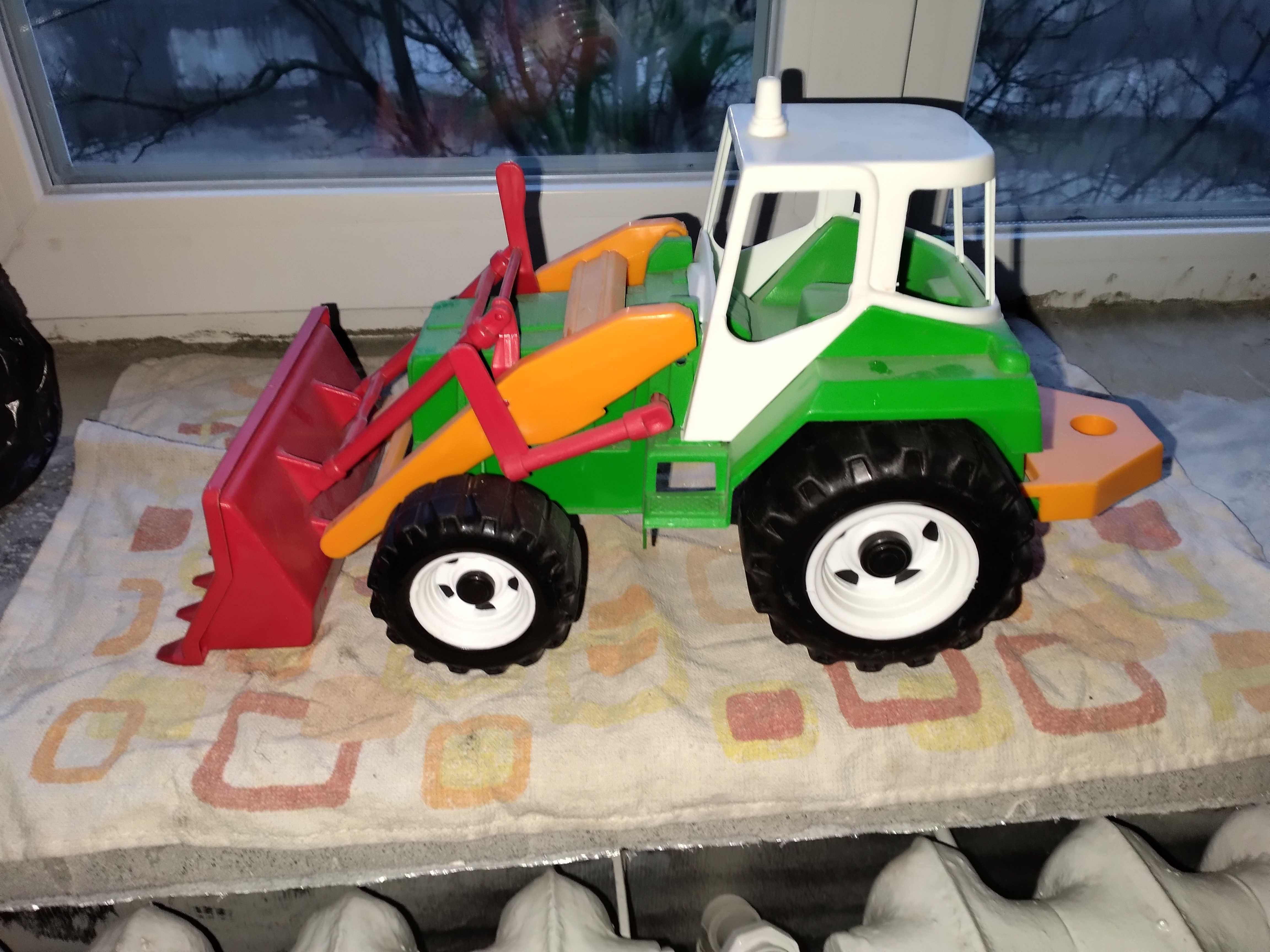 Дитячій  трактор