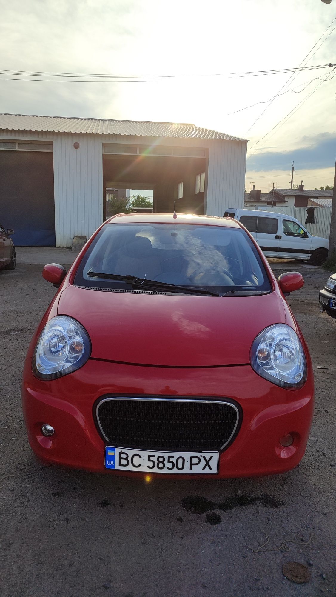 Geely panda 2013 на повному ходу