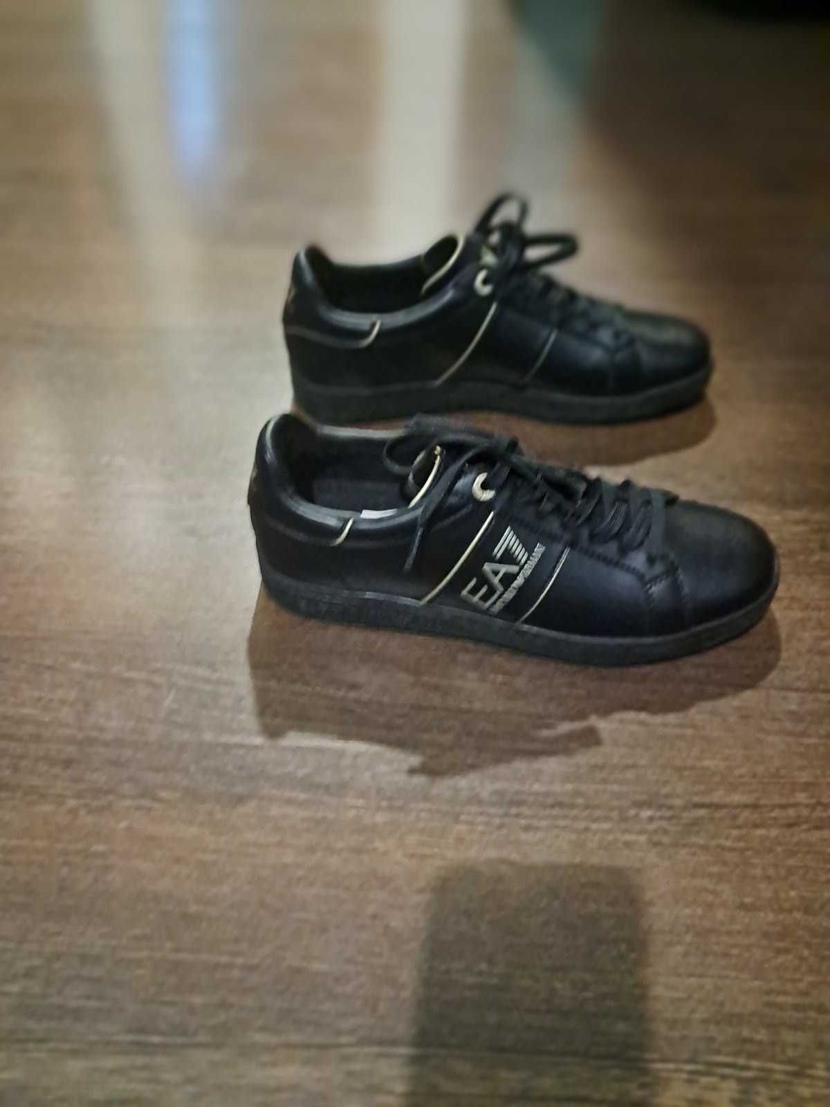 кеди Emporio Armani.  Р 42   2/3