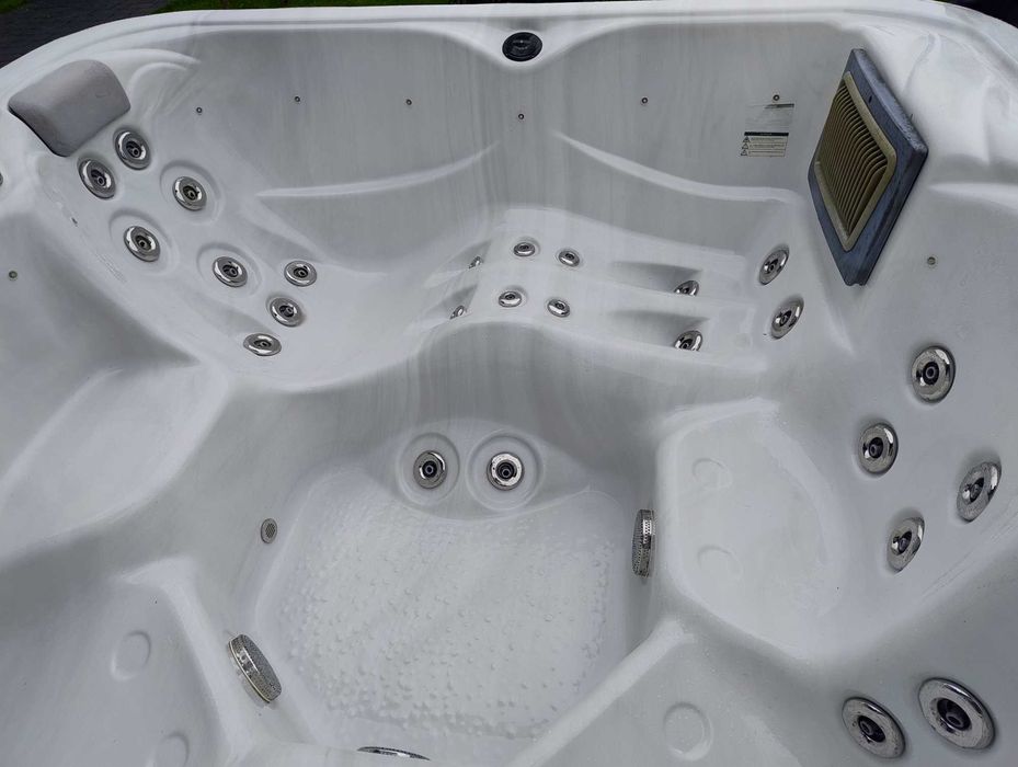 Jacuzzi Wellis Venus MY SPA całoroczne