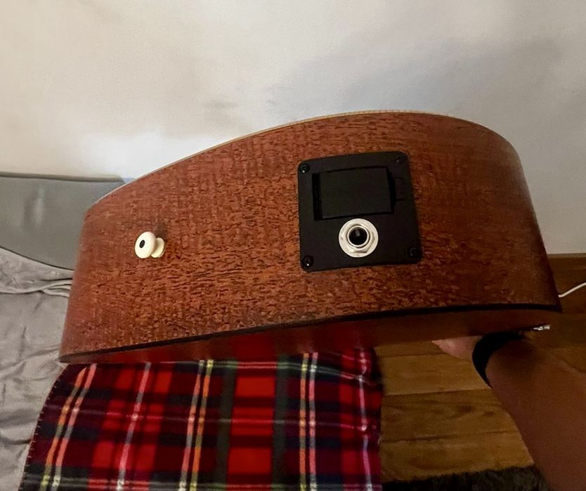 Guitarra acustica Martin LX1E como nova