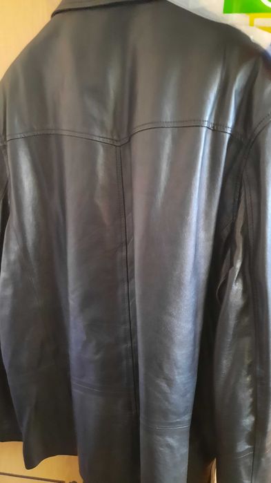 Чоловіча шкіряна куртка