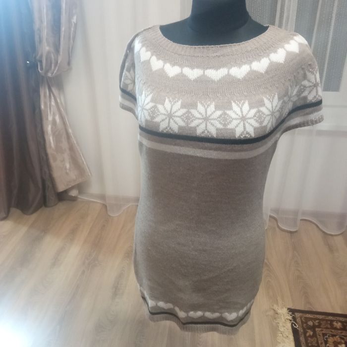 Жіночі туніки -сведри