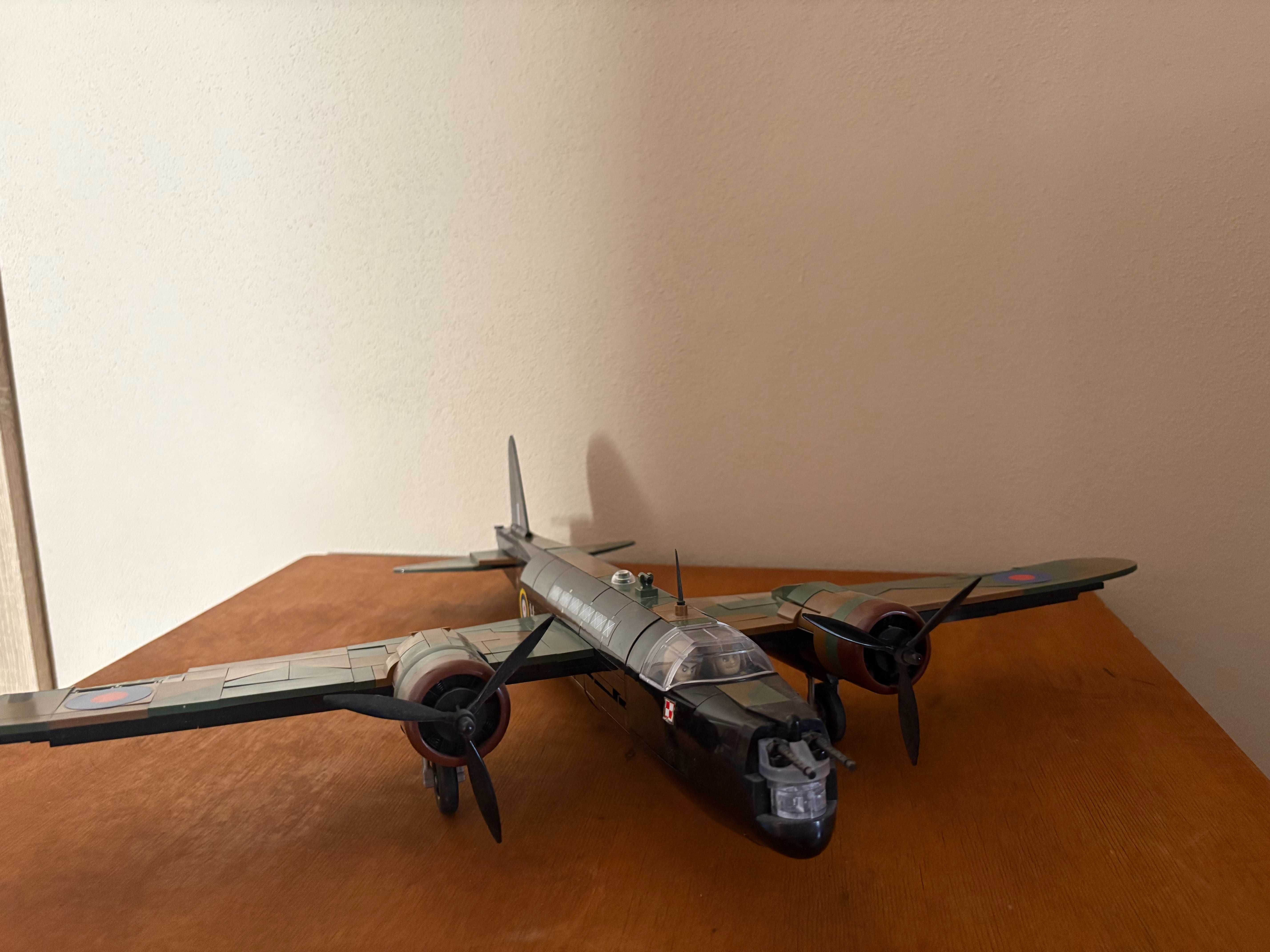 Cobi Heinkel HE 111 P-4 5534 oraz więcej modeli