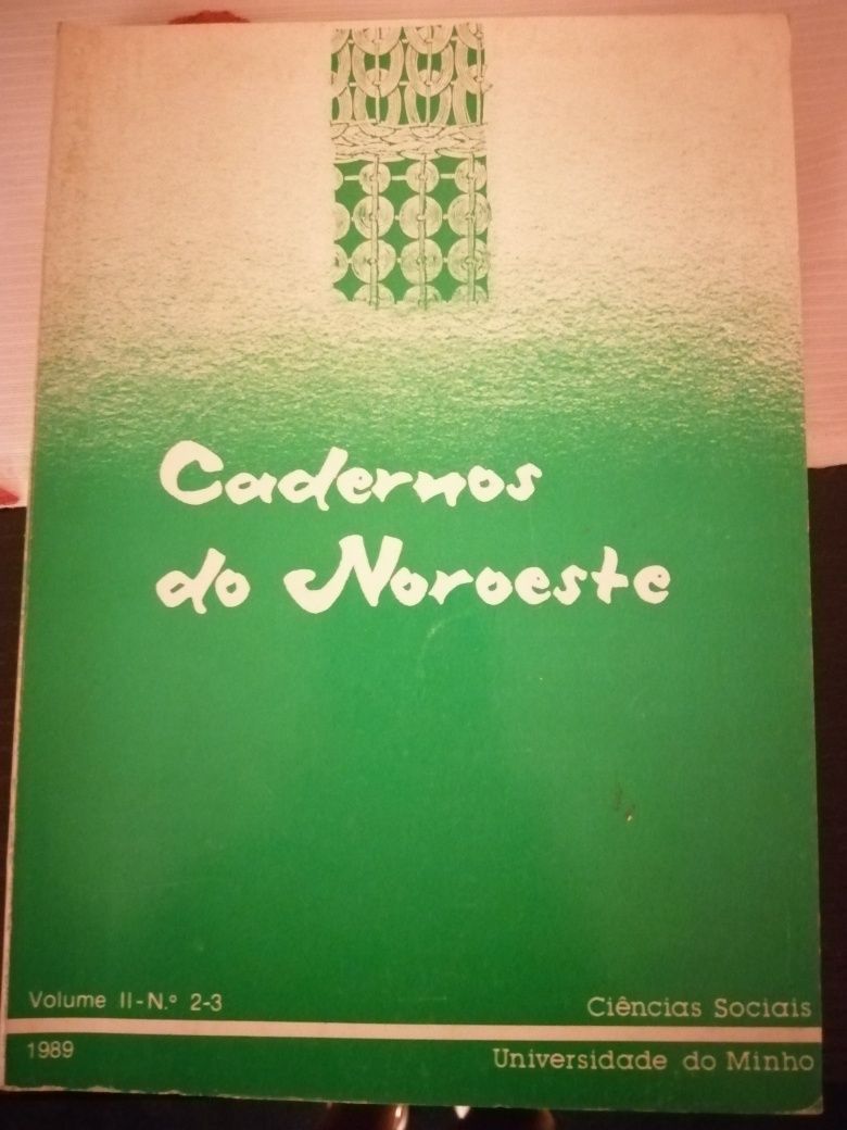 Vários livros de diversas areas