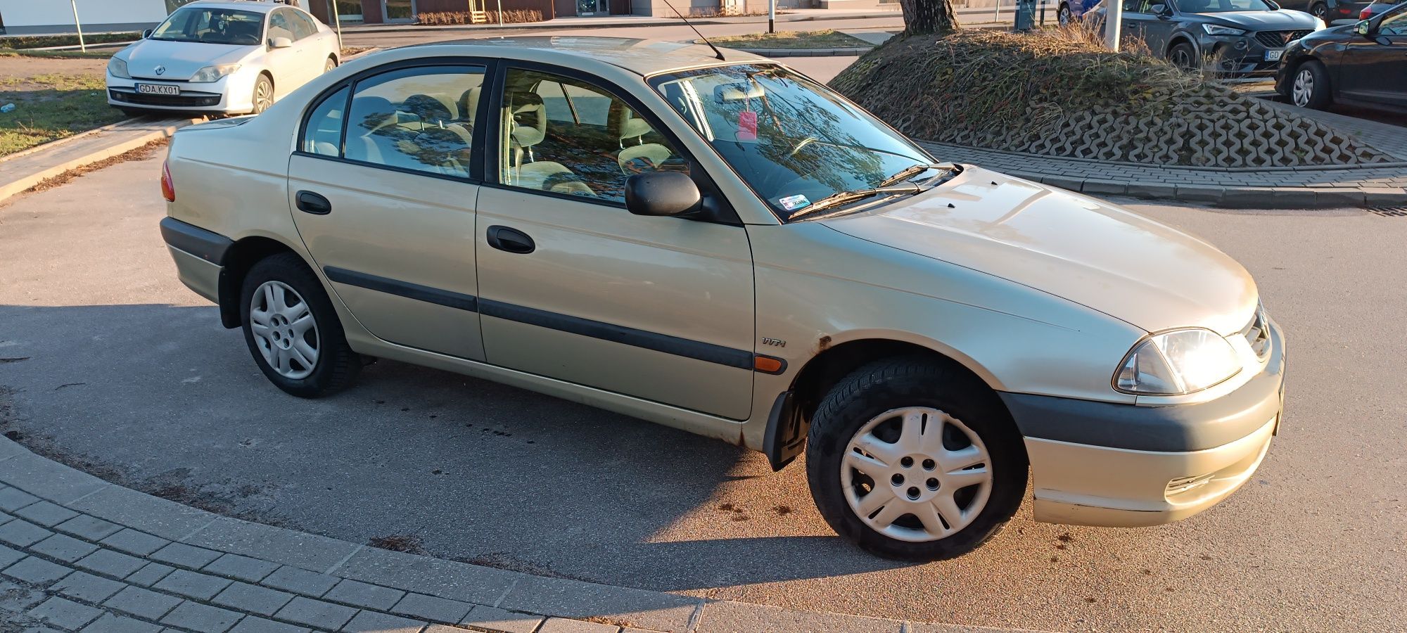 Toyota Avensis 1,8 l, 2002 r